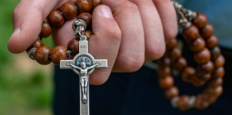 Praying the Rosary